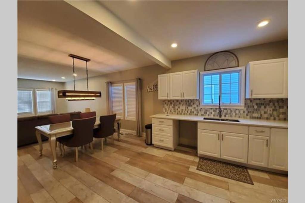 Luxury Private Home In The Heart Of ניאגרה פולס מראה חיצוני תמונה